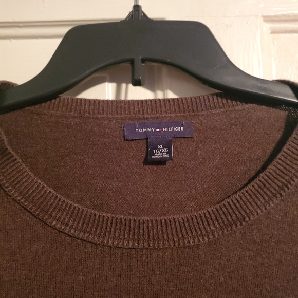 TOMMY HILFIGER❤ SWEATER - Picture 1 of 3